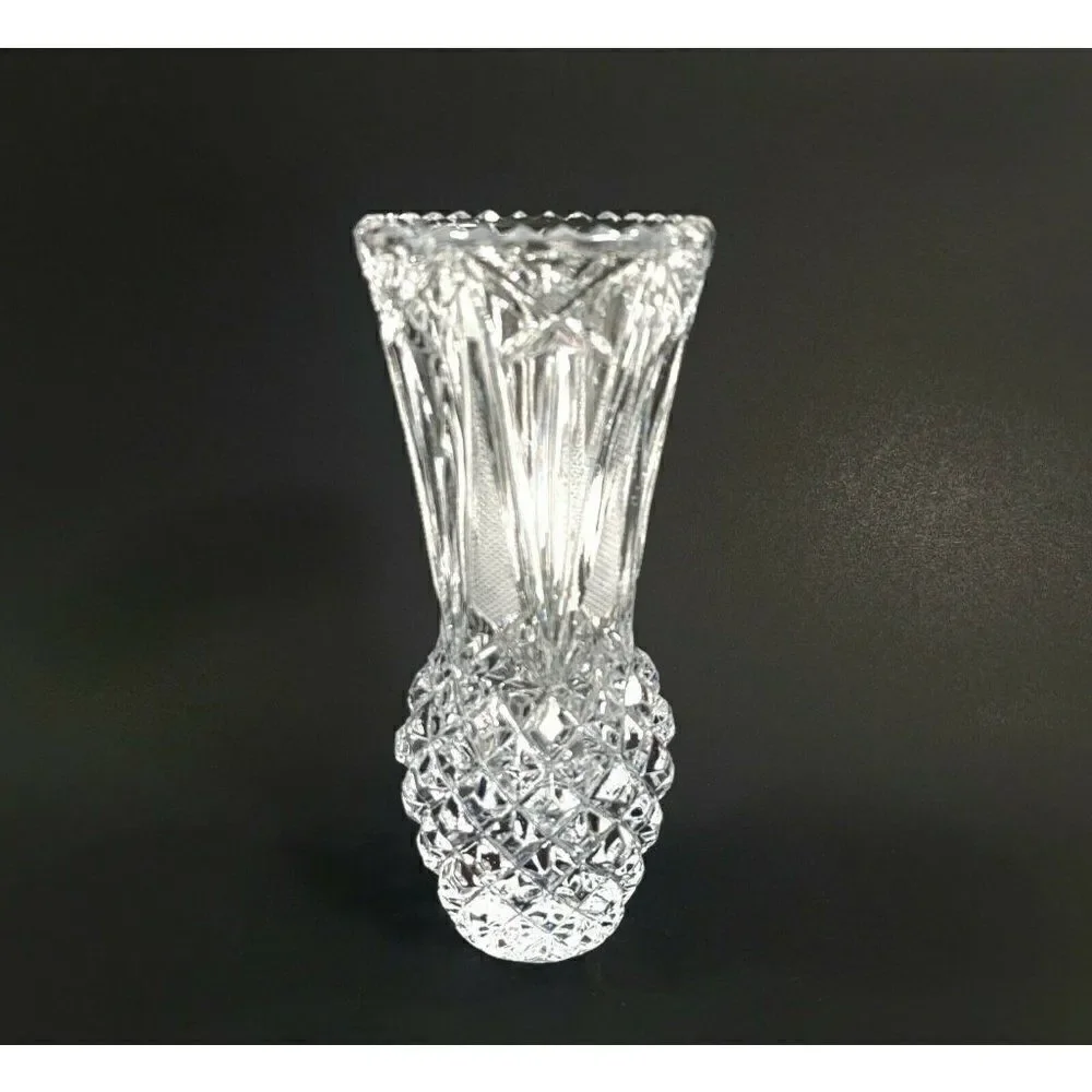 Italian Genuine Lead Crystal Diamond Pattern Vase 7.5